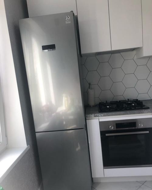 Квартира хрущевка, которая была с так называемым бабушкиным ремонтом. 01