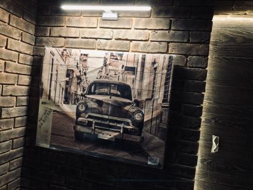 Решили обновить ремонт, на что-то совершенно новое, чего ещё у нас не было. 04