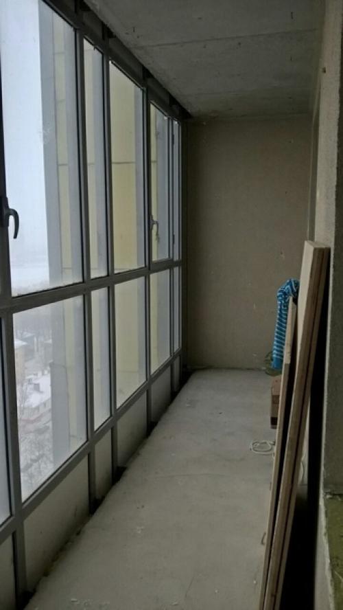 Настала зима и мы решили, что пора бы и утеплить балкончик. 05