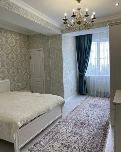 Очень просторная, светлая и современная квартира. 06