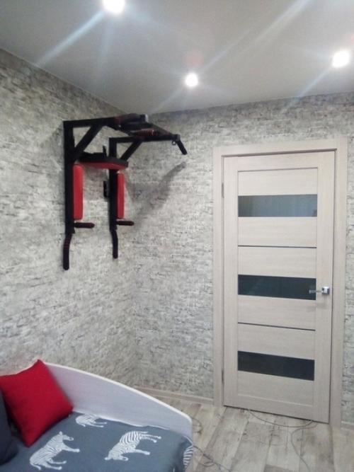Сделали такой вот ремонт в комнате нашего сына. 06