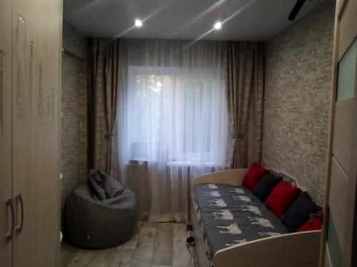 Сделали такой вот ремонт в комнате нашего сына. 05