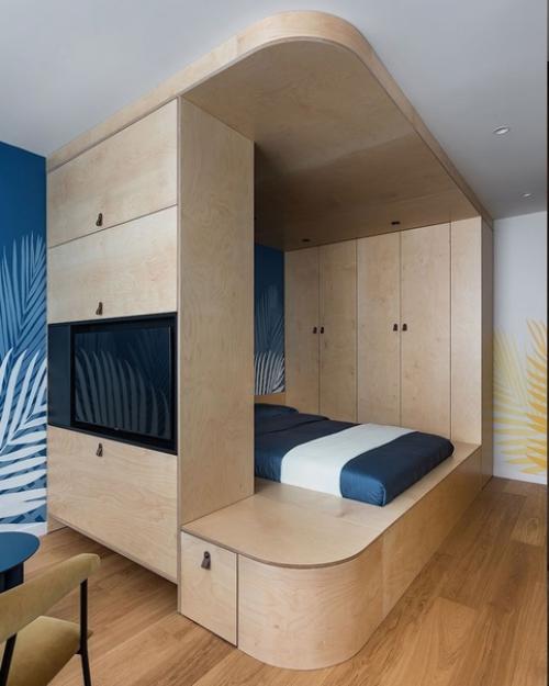 Когда надоели обычные стандартные цвета и хочется чего то яркого. 01