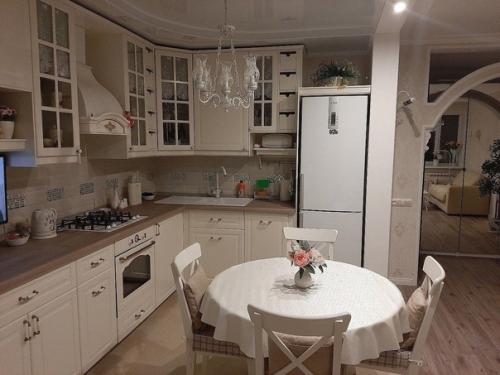 Не всем по вкусу подобные ремонты, но нам с мужем очень нравится.