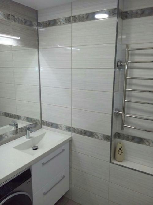 Вот такую ванную комнату получилось сделать мужу в одиночку.