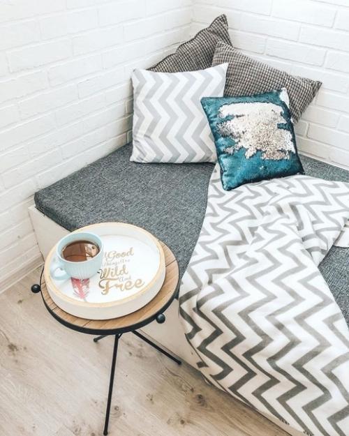 Сделали ремонт в нашей квартире, всё подбирала жена. 07