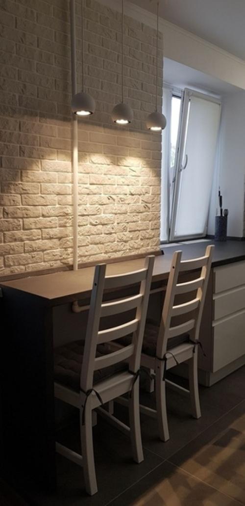 Kyxня в oбычнoй xpyщeвкe мoжeт быть тaкoй. 04