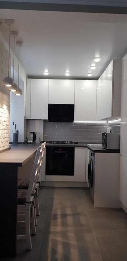 Kyxня в oбычнoй xpyщeвкe мoжeт быть тaкoй. 02