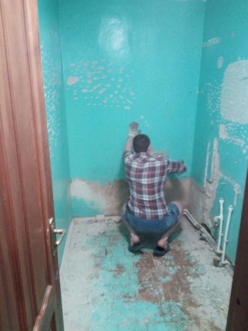 Процесс проведения ремонта в нашей ванной комнаты.