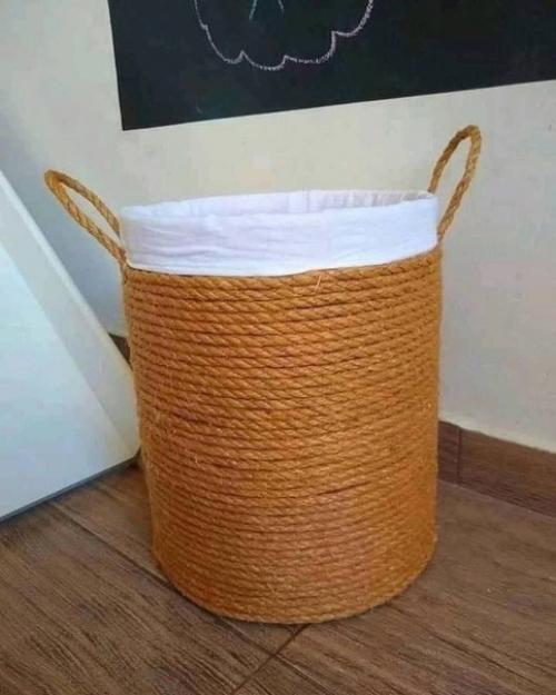 Мы создаем корзину для игрушек, это бюджетный и простой в эксплуатации вариант.