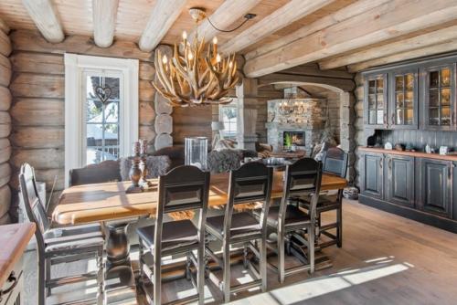 Шикарный дом в стиле шале. 05