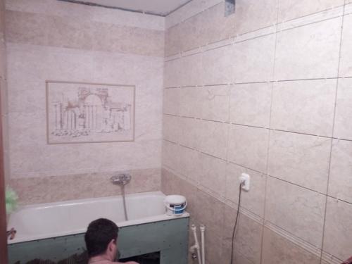 Процесс проведения ремонта в нашей ванной комнаты. 03