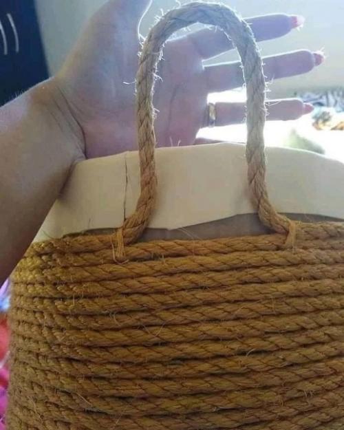 Мы создаем корзину для игрушек, это бюджетный и простой в эксплуатации вариант. 07