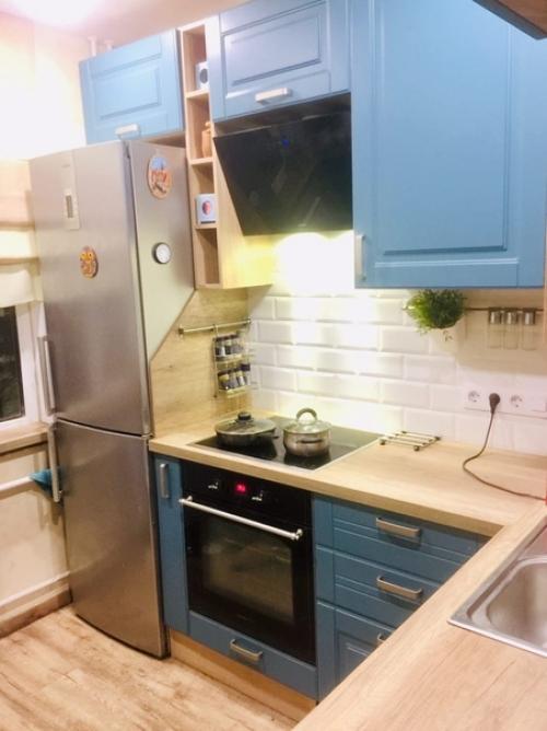 У меня не очень большая кухня (8, 5 м), но мне кажется, что это пространство я использовала на 100%. 07