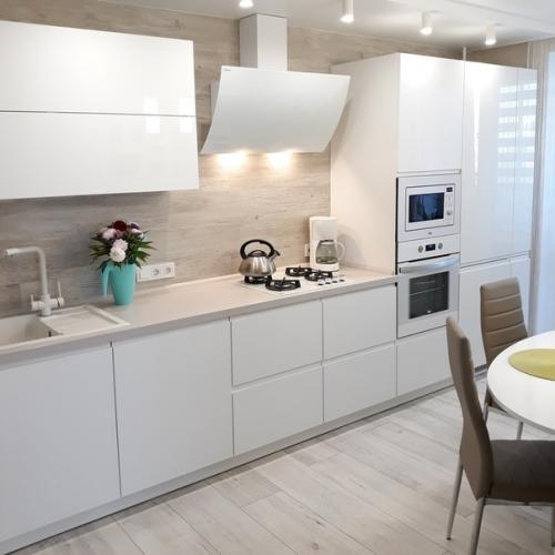 Приятный цвет кухни после ремонта. 02