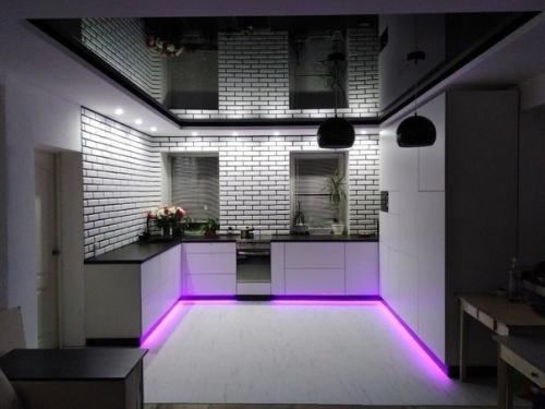 Я и моя жена сами решили все, без помощи дизайнеров. 03