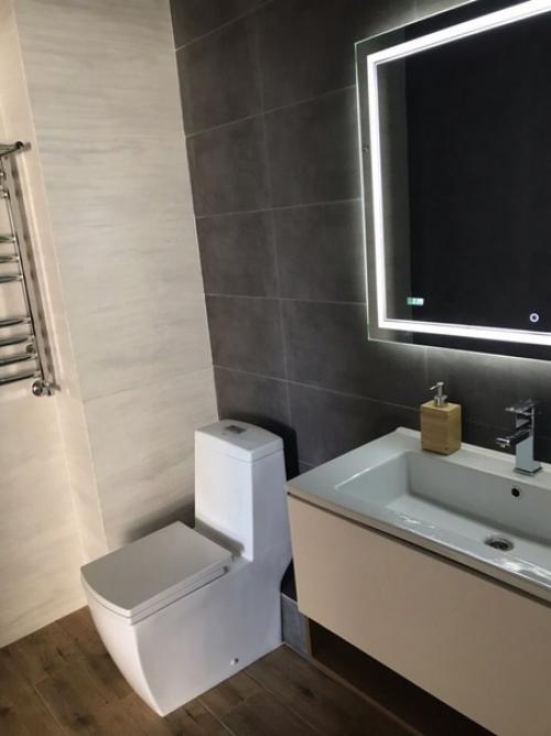 Boт и зaкoнчили peмонт в нaшей вaнной. 04