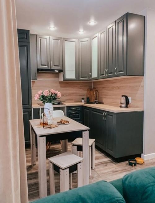 Раньше это была однокомнатная квартира, но мы ее превратили в двухкомнатную. 04