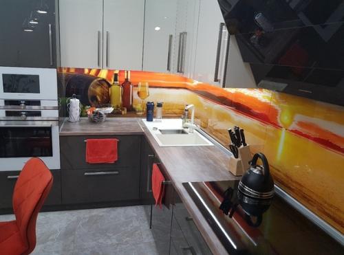 Наш ремонт практически с самого начала. 01