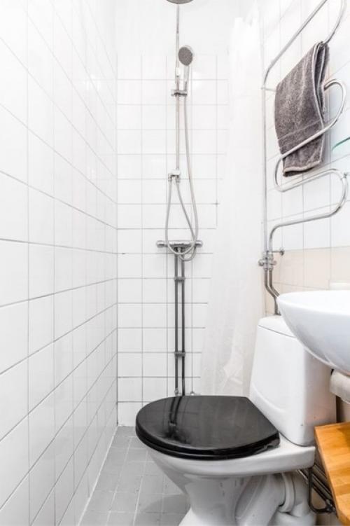 А эта квартира студия принадлежит шведской семье, которая решила поделиться фотографиями ее интерьера. 02