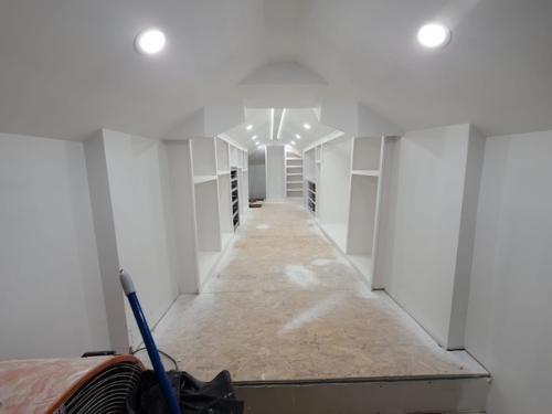 Кажется, она нашла настоящего мужчину! 01