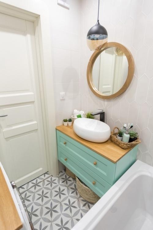 Хочу показать вам результаты моих трудов над ремонтом в ванной комнате. 03