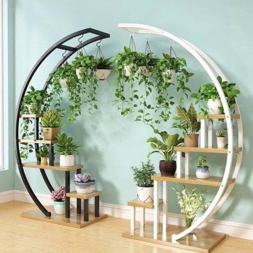 Для того, чтобы домашние цветы выглядели прекрасно, нужно подобрать подставки, соответствующие их красоте. 02