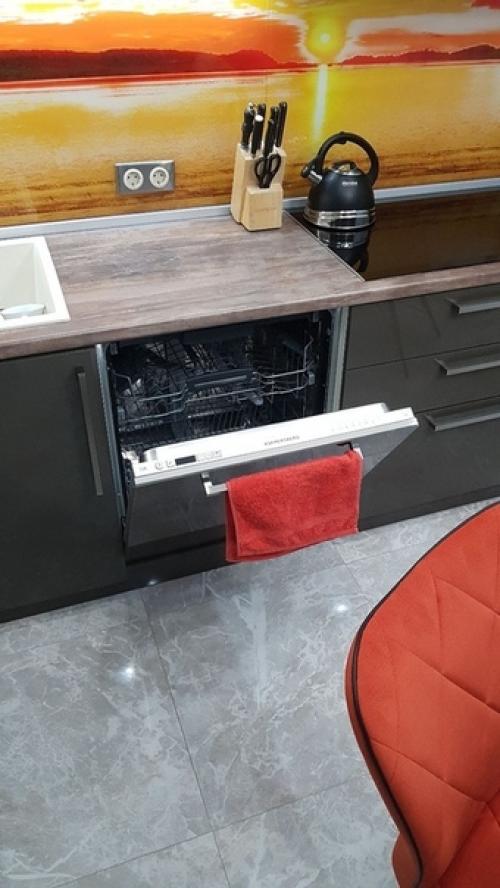 Наш ремонт практически с самого начала. 08