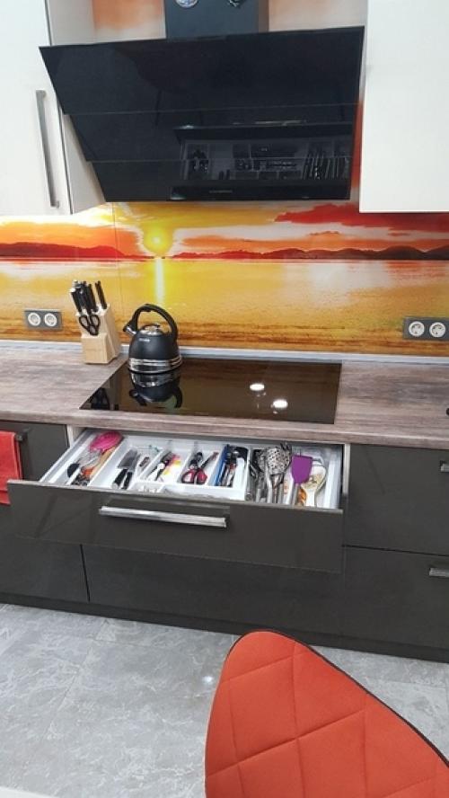 Наш ремонт практически с самого начала. 07