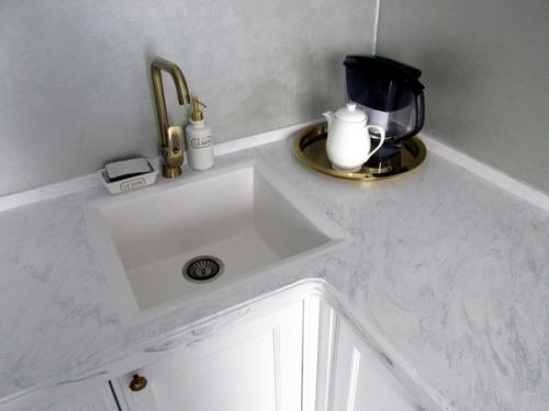 Дизайн придумывала я сама, проштудировав кучу разных вариантов. 03