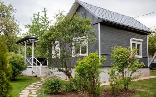 Год назад нам в наследство старый дом нашей бабушки достался. 04