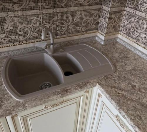 Ну что, показываю вам свою кухню. 01