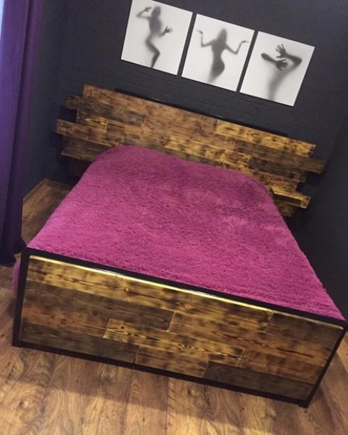 Каждый из нас мечтает о том, чтобы создать уникальную обстановку в своей спальне. 04