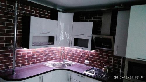 Вот что получилось сделать из нашей старой задрипанной квартиры. 09