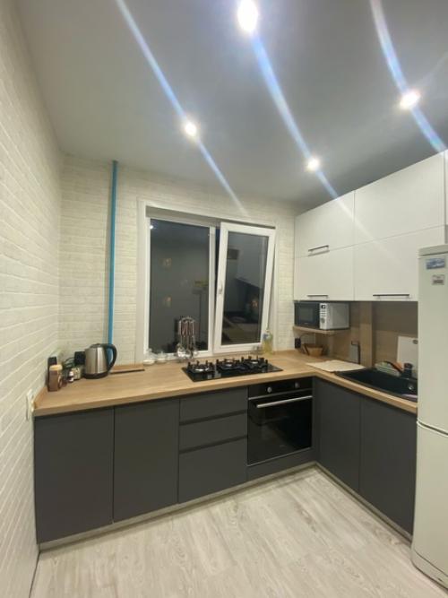 Вот такое решение мы подобрали для кухни площадью 5 кв.