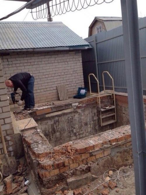 Ушло на это чудо пару месяцев, лето покайфовали. 01