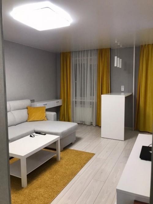 Часто мы наблюдаем, что люди разбавляют однотонный интерьер различными оттенками.