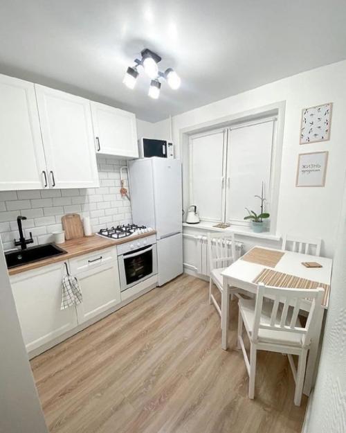 Обновили свою кухню, решили что пора жить в цивильной обстановке. 02