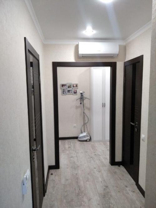 Ничего сверхъестественного не мудрили, сделали ремонт по стандарту. 02