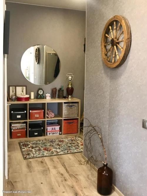 Объединили кухню и комнату, сделали из квартиры нечто подобное студии. 06