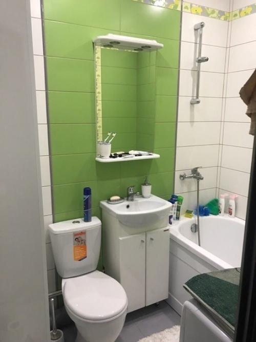 После пяти лет аренды квартир, наконец - то я приобрел собственное жилье - хоть и небольшую (28 кв. 04