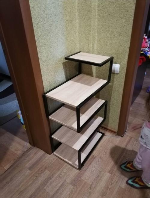 Когда есть сварочник и большое желание, то почему бы и не сделать немного мебели для дома. 01