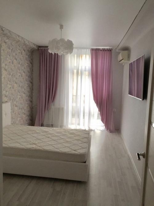 Наша изначальная цель была такая, чтобы сделать ремонт квартиры как можно светлее. 02