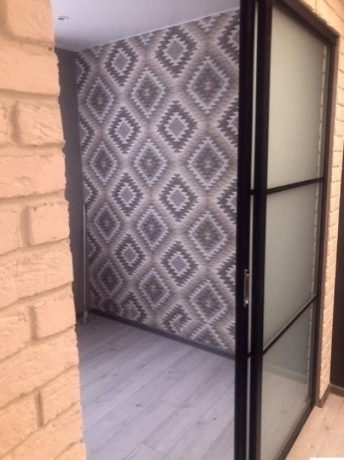 Наша студия.  Мы сделали небольшую комнатку, в которой будет оборудованная спальня.