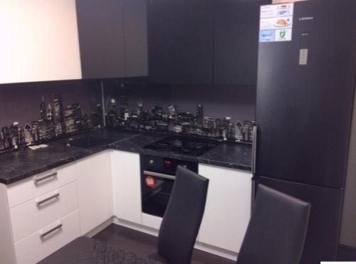 С отделкой квартиры закончили. 08