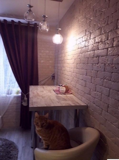 Свою кухню я решила наполнить яркими деталями.