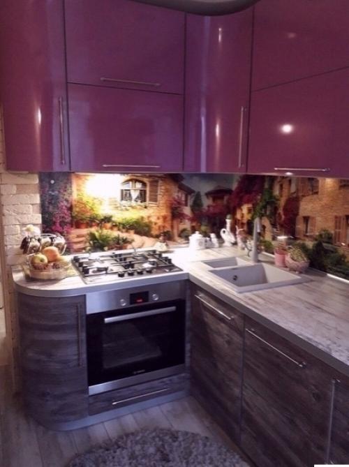 Свою кухню я решила наполнить яркими деталями. 06