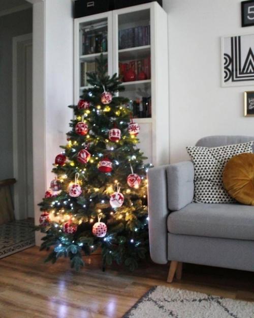 Один из самых главных атрибутов в квартире это декор, именно он создает основной уют в ней. 03