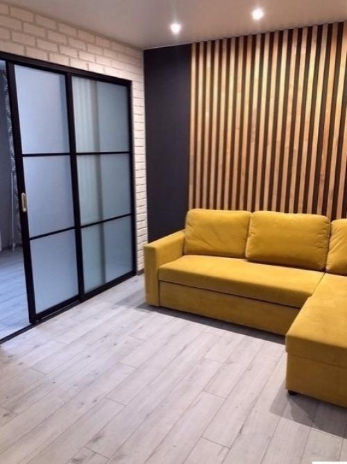 Наша студия.  Мы сделали небольшую комнатку, в которой будет оборудованная спальня. 01