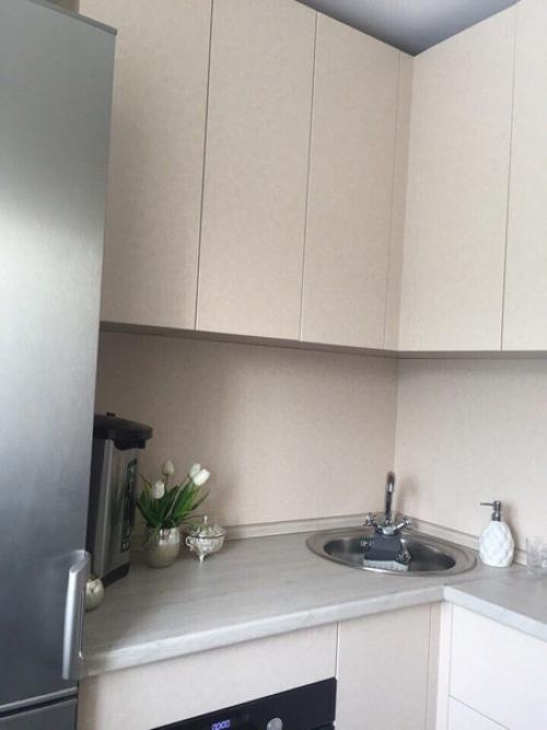 А это мой вариант обустройства кухни. 04